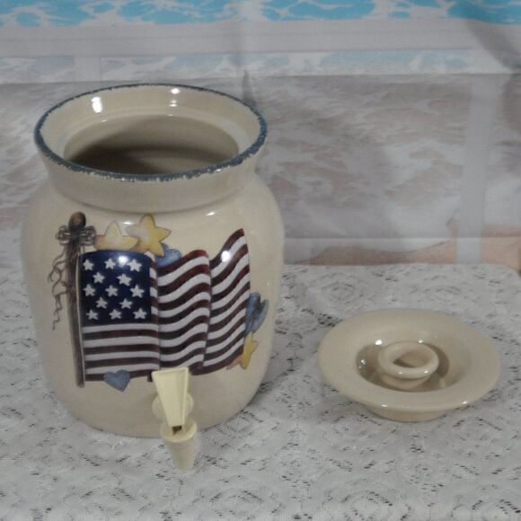 Home and Garden Party Ltd Crock/Stoneware Beverage Dispenser - Picture 3 of 10